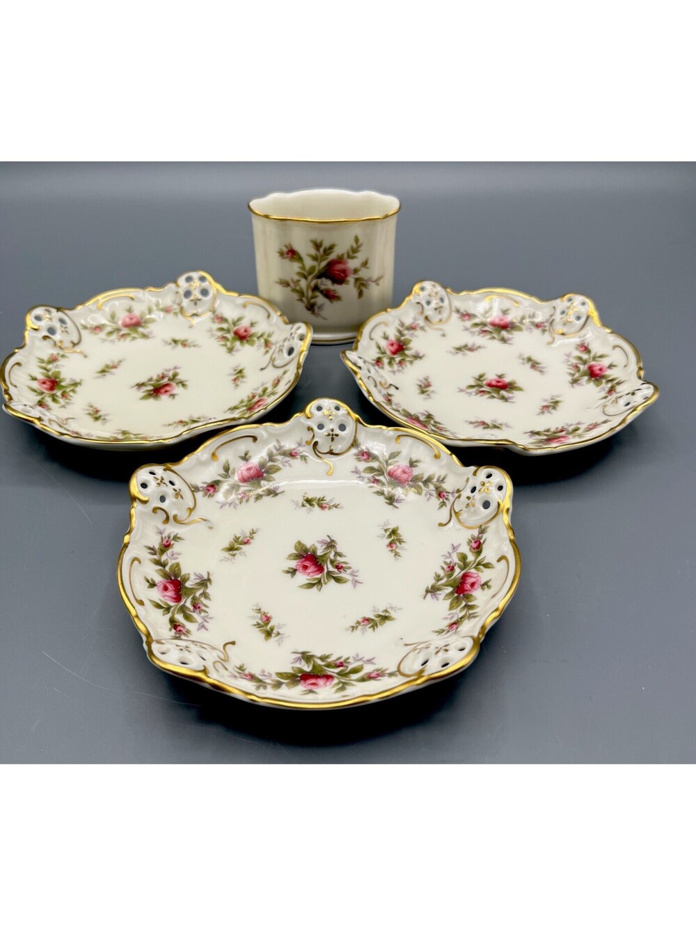 4 Rosenthal Moliere Moss Rose Pierced Berry Bowls + Cigarette/ Toothpick Holder
